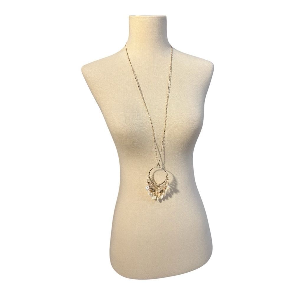 Express gold tone pendant necklace NWT